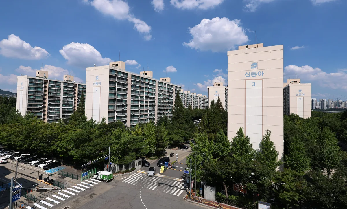 강서구 방화동 신동아 아파트, 최근 실거래가 급등한다고?