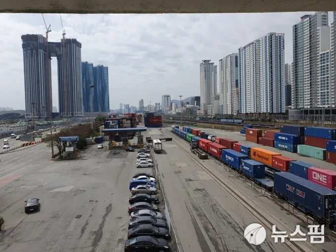 지하3층,지상30층,연면적 104,680㎡ 재개발 — 부산