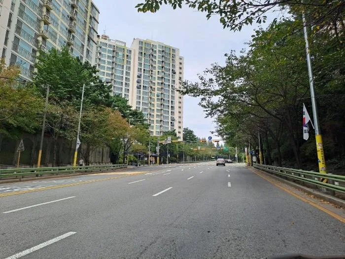 관악산휴먼시아2단지 층별 가격 분석 — 서울 저층·중층·고층 실거래가 비교 (2026)