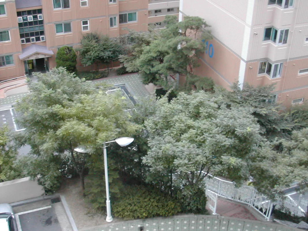 e편한세상 수색 에코포레 실거래가 분석 — 서울 은평구 시세·평당가·거래 동향 (2026)