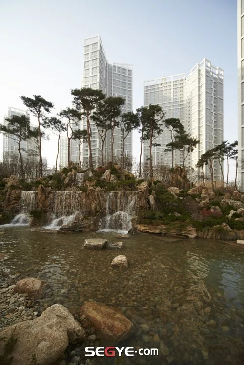 수원 SK SKY VIEW 실거래가 분석 — 경기 수원시 시세·평당가·거래 동향 (2026)