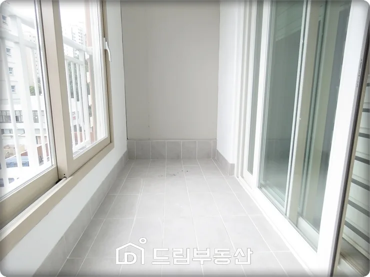 태성캐슬 실거래가 분석 — 부산 수영구 시세·평당가·거래 동향 (2026)