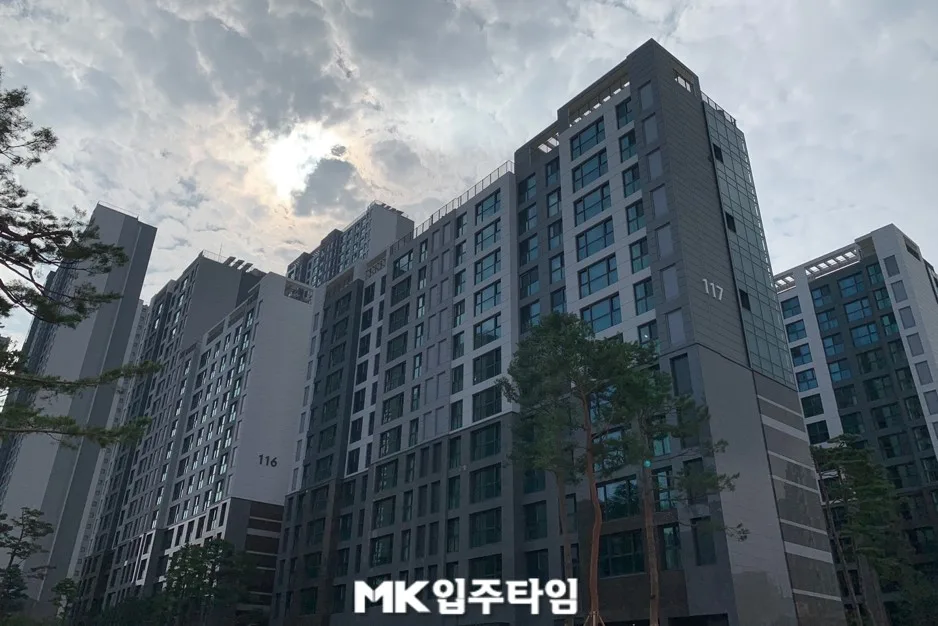 래미안강남힐즈 실거래가 분석 — 서울 강남구 시세·평당가·거래 동향 (2026)