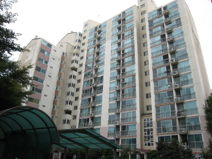 신안네트빌1단지 실거래가 분석 — 서울 강서구 시세·평당가·거래 동향 (2026)