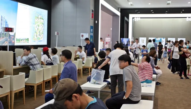 백련산파크자이 실거래가 분석 — 서울 은평구 시세·평당가·거래 동향 (2026)