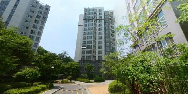 이펜하우스3단지 실거래가 분석 — 서울 양천구 시세·평당가·거래 동향 (2026)